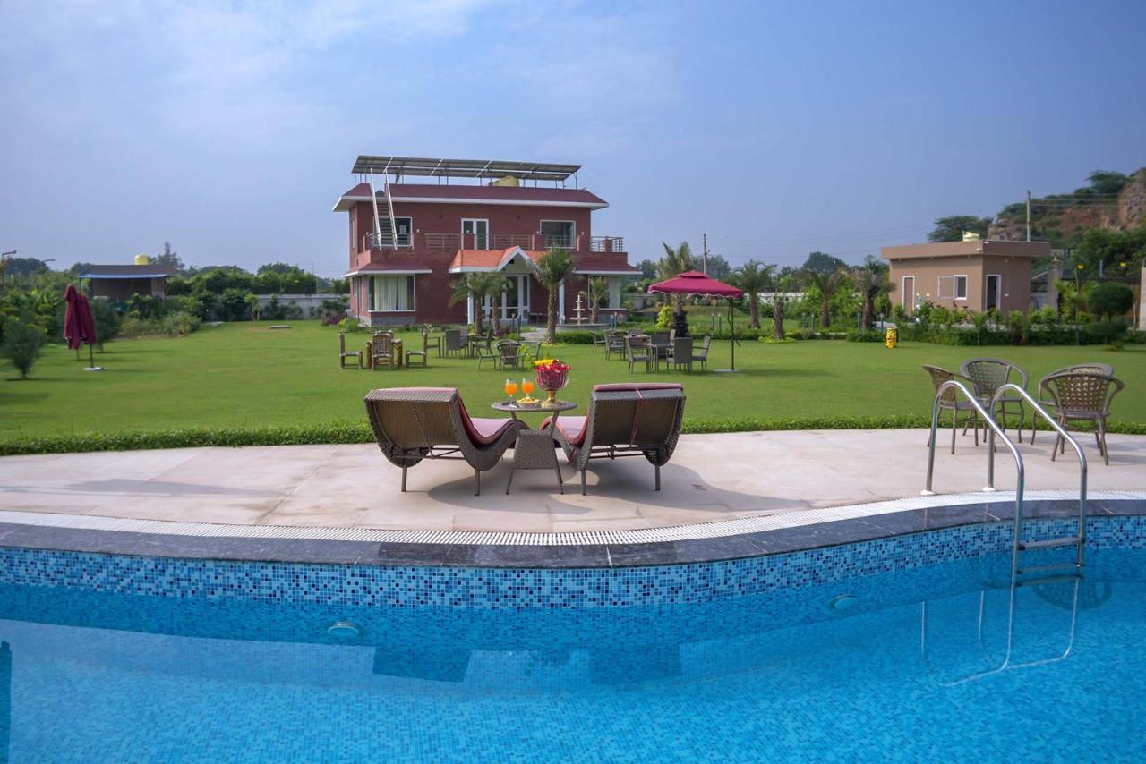 Stayvista At Hillside Paradise Dhauj 外观 照片