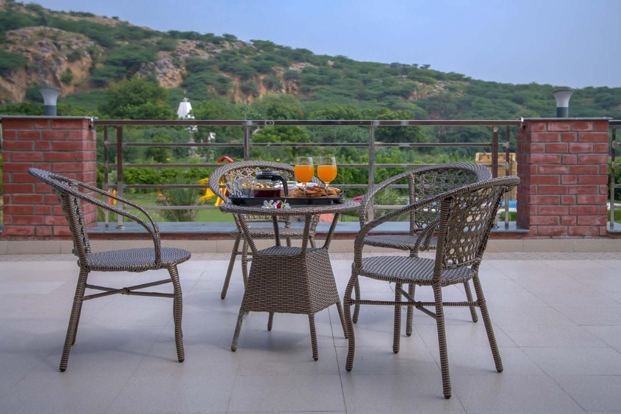 Stayvista At Hillside Paradise Dhauj 外观 照片
